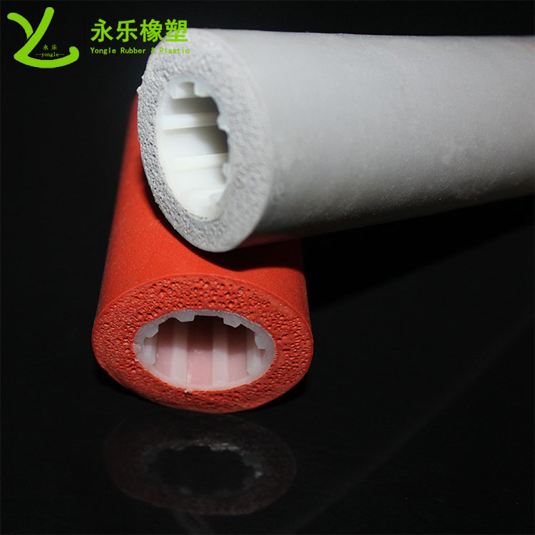 復(fù)合發(fā)泡硅膠管，耐高溫發(fā)泡硅膠管，保溫發(fā)泡硅膠管